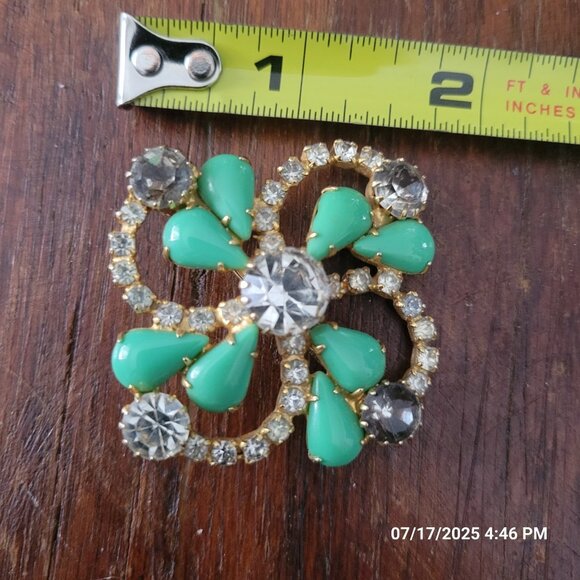 Vintage gold tone clear rhinestone aqua green flower brooch pin - Picture 4 of 5